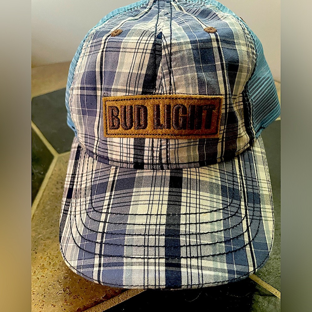 BUD LIGHT SUMMER BALL CAP. NEW. NEVER WORN